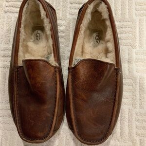 UGG Ascot Matte Leather Slippers